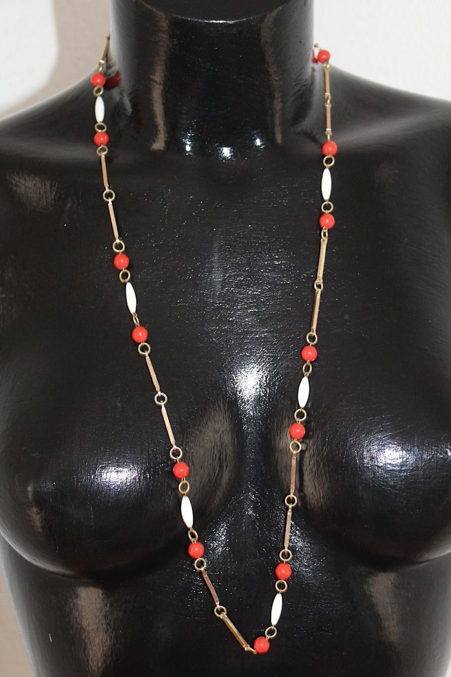 Ketten: Vintage Kette, Länge ca. 40 cm – Gebraucht aus Locarno von madame-tus-sauds 1