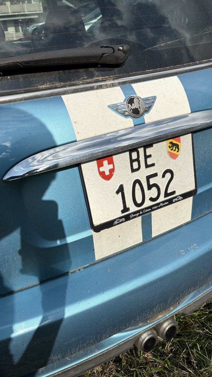 Insegne: BE 1052 kontrollschild – Usato da Moutier venduto da Saxoseizesoupapes 1