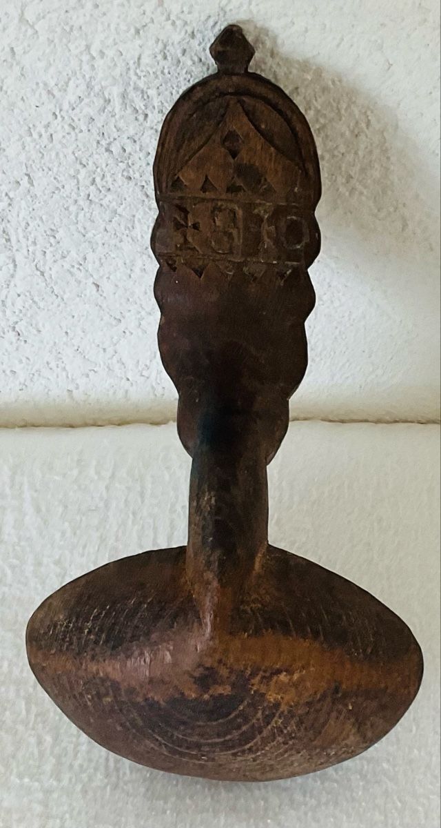Cucchiai: Cuillère en bois sculpté datée de 1810 – Usato da Corseaux venduto da Mililaforet75 1