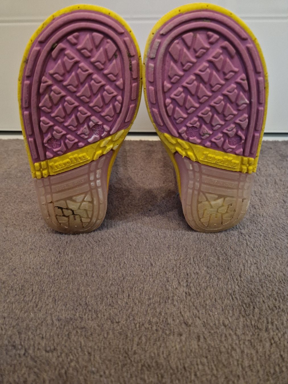 Scarpe per ragazze: Gummistiefel mit Blumenmuster Gr.26 – Usato da Kaisten venduto da Amore_Rio 2