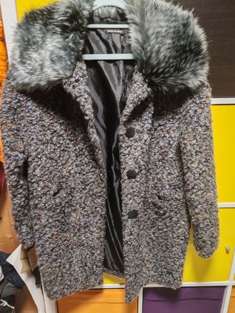 Italienischer Wintermantel mit Pelzkragen, Grösse L
