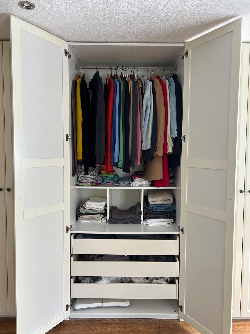 Ikea Armadi: Kleiderschrank weiss – Usato da Thürnen venduto da donvito677 2