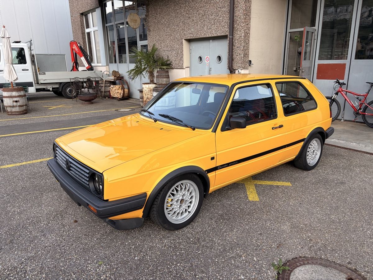 VW Autos: VW Golf 2 GTI 3 Türer  – D'occasion à Ennetbürgen par Banaon 1