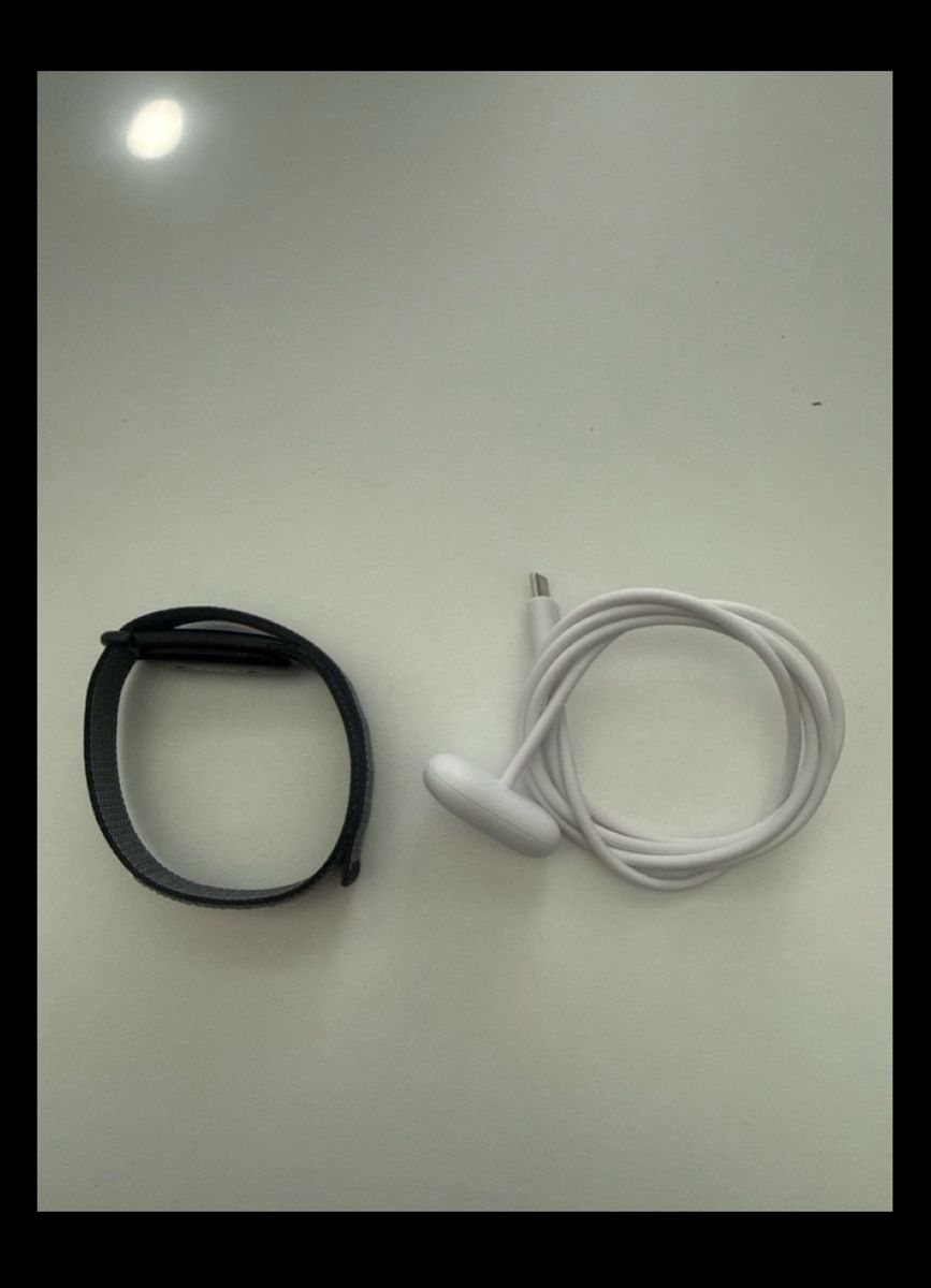 Fitbit Smartwatch: Google fitbit air – Neuf (Voir description) à Péry par Hidjee