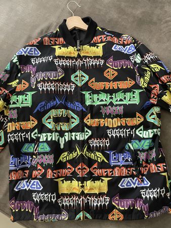 Gucci Bomberjacke Logo Print schwarz Grösse 48 Herren