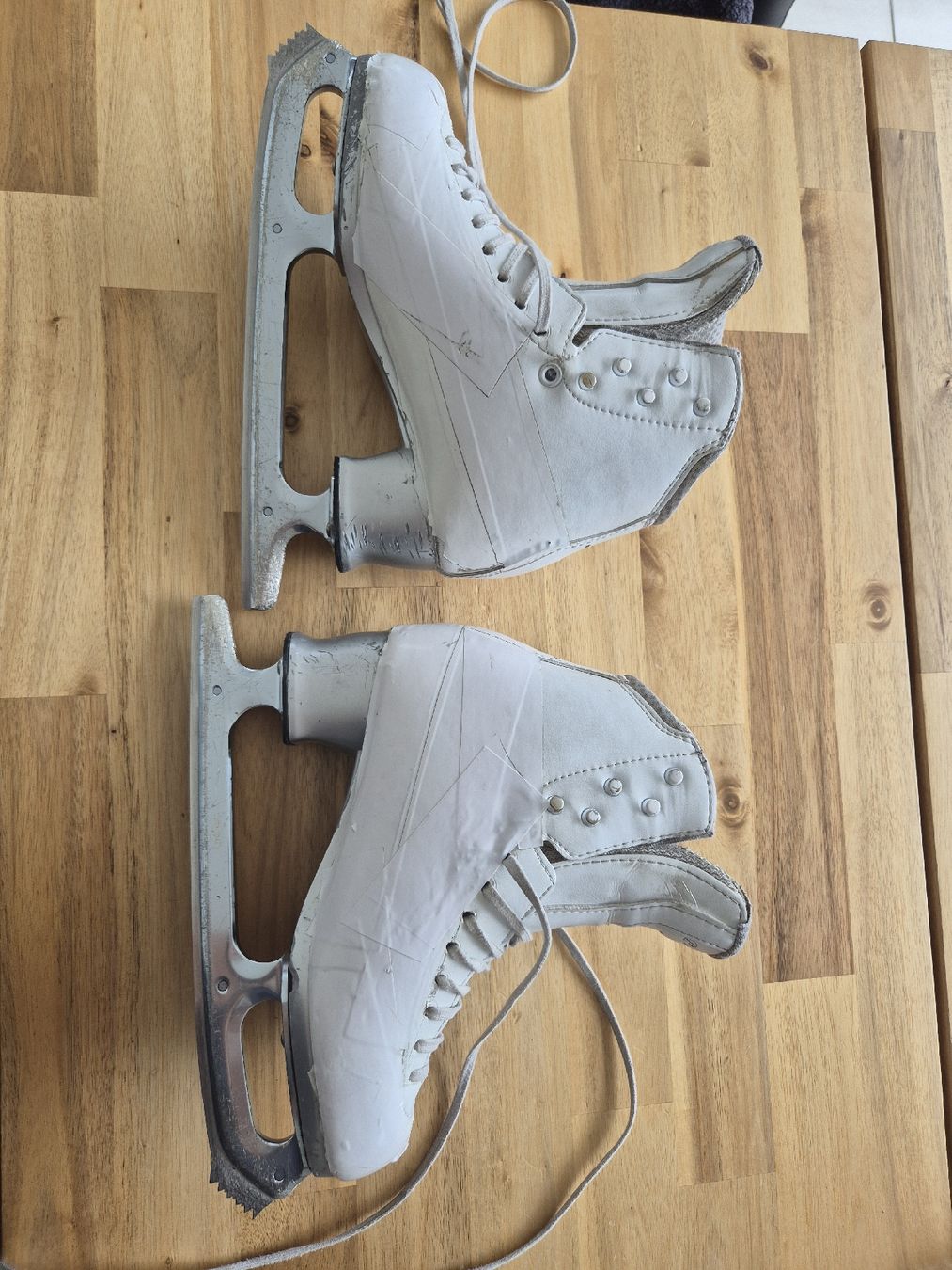 Jackson Pattini da ghiaccio: Schlittschuhe Jackson Premiere  240 – Usato da Therwil venduto da srl_67bl 2