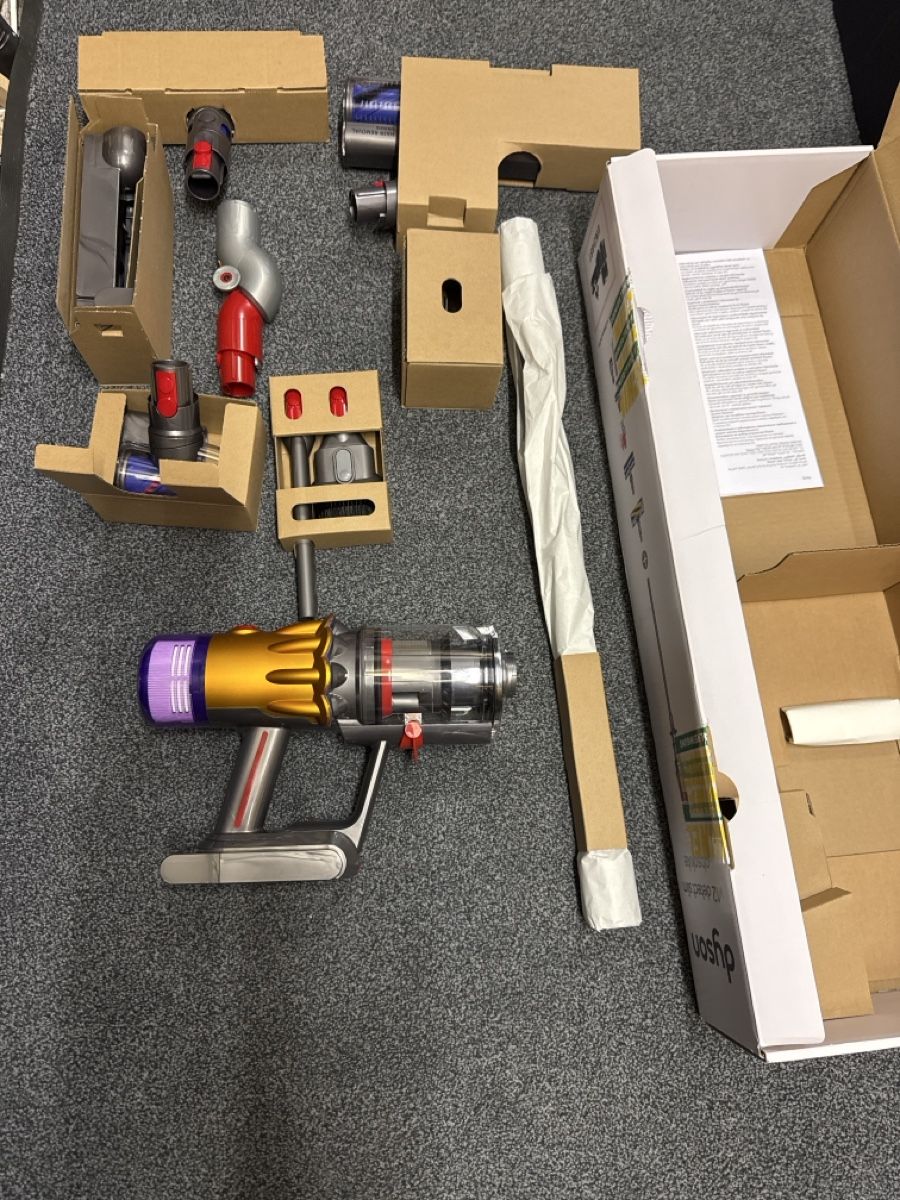 Dyson Aspirapolveri & Accessori: Dyson v12 Detect™ slim absolute – Usato da Landquart venduto da Nnf007 2