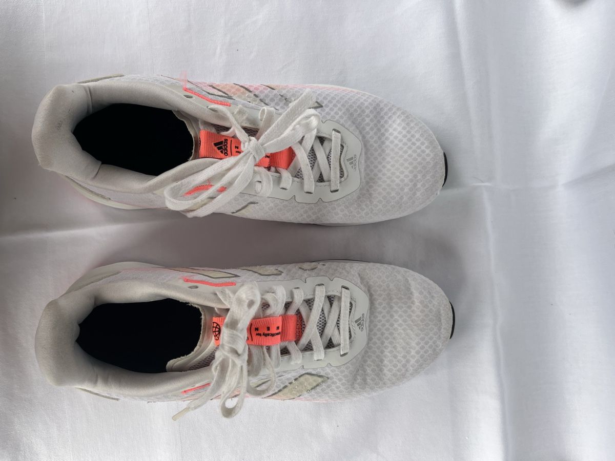Adidas Scarpe da donna: Joggingschuh Adidas  – Usato da zuerich venduto da luc_5snr 4