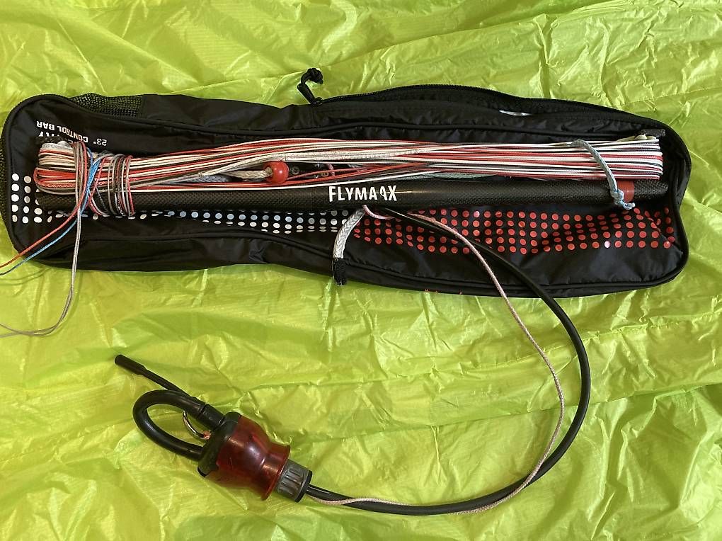 Kite: Kite Flymaax Toon 10 avec barre carbone – Gebraucht aus Boudry von jack067 4