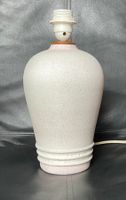 Lampe de table vintage en céramique blanc mat