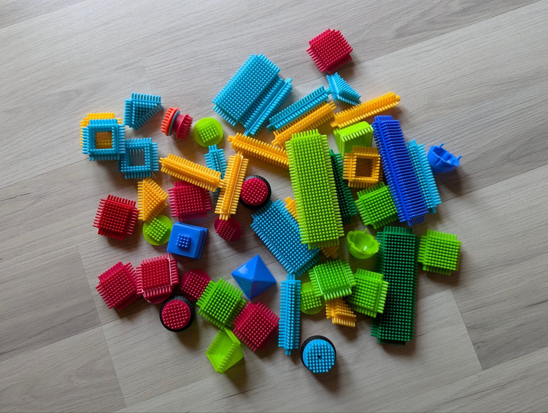Spielzeuge: Clipos – Gebraucht aus Lavigny von ann_jt7f