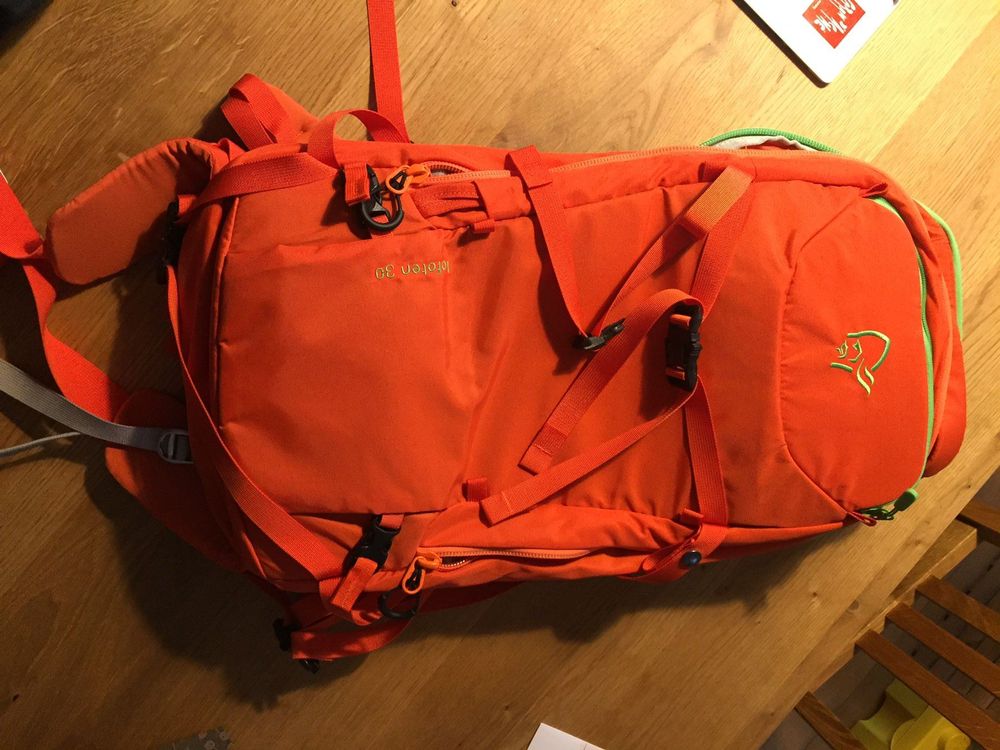 Norrona hot sale lofoten backpack