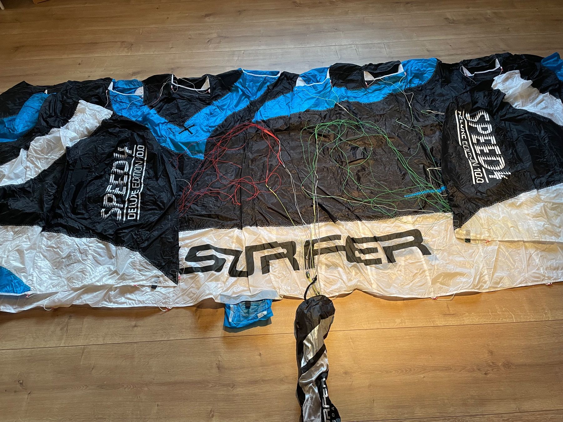 Flysurfer Aquilone: FLYSURFER Speed4 Deluxe Edition – Nuovo (secondo la descrizione) da Schlatt ZH venduto da Typhoon01 1