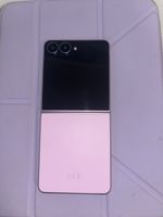 Samsung Galaxy Z Flip 8 256 GB einwandfreier Zustand