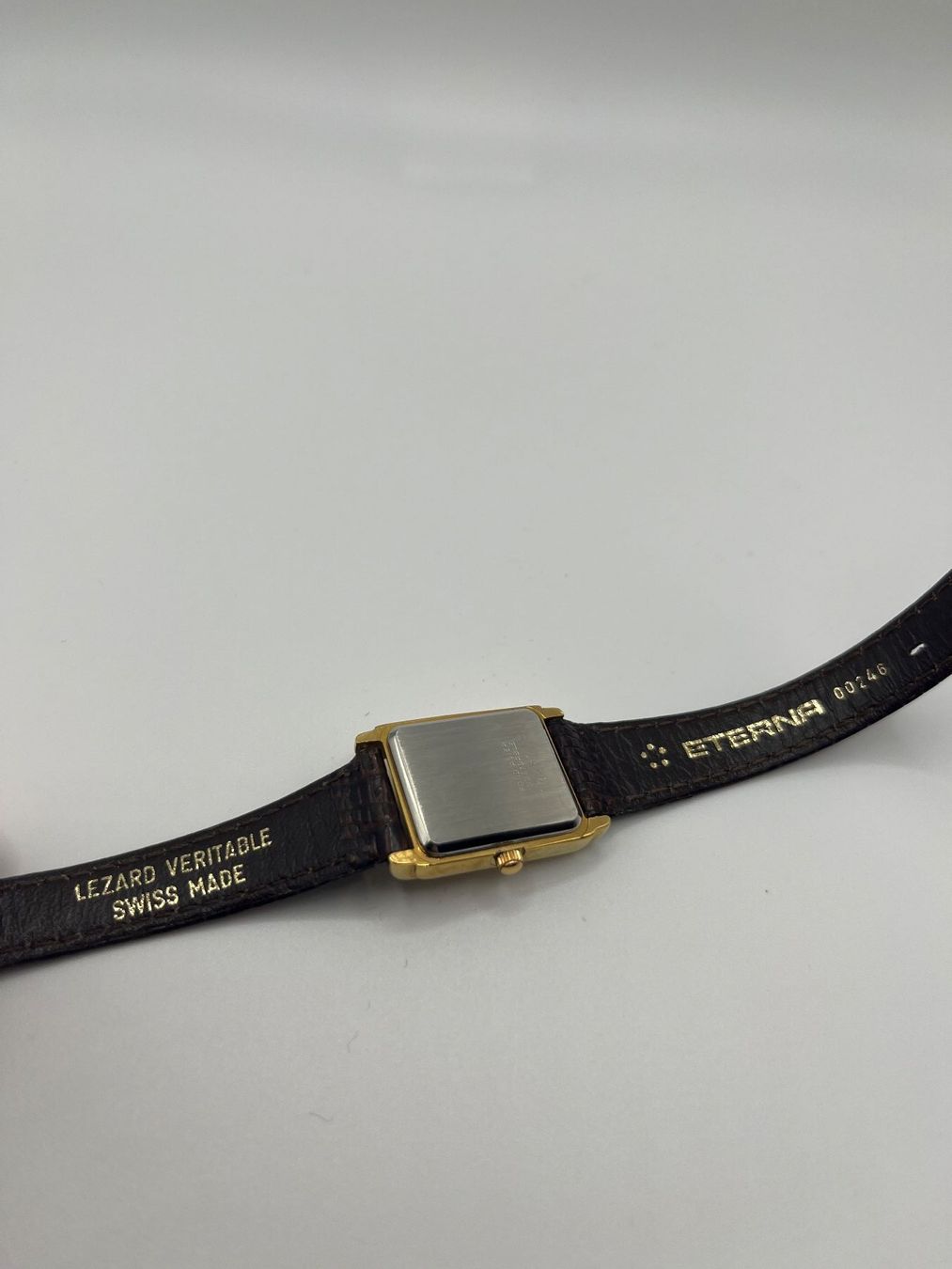 Eterna Orologi: Montre Eterna Quartz - NOS – Nuovo e nell'imballaggio originale da Erlach venduto da migdep985 9