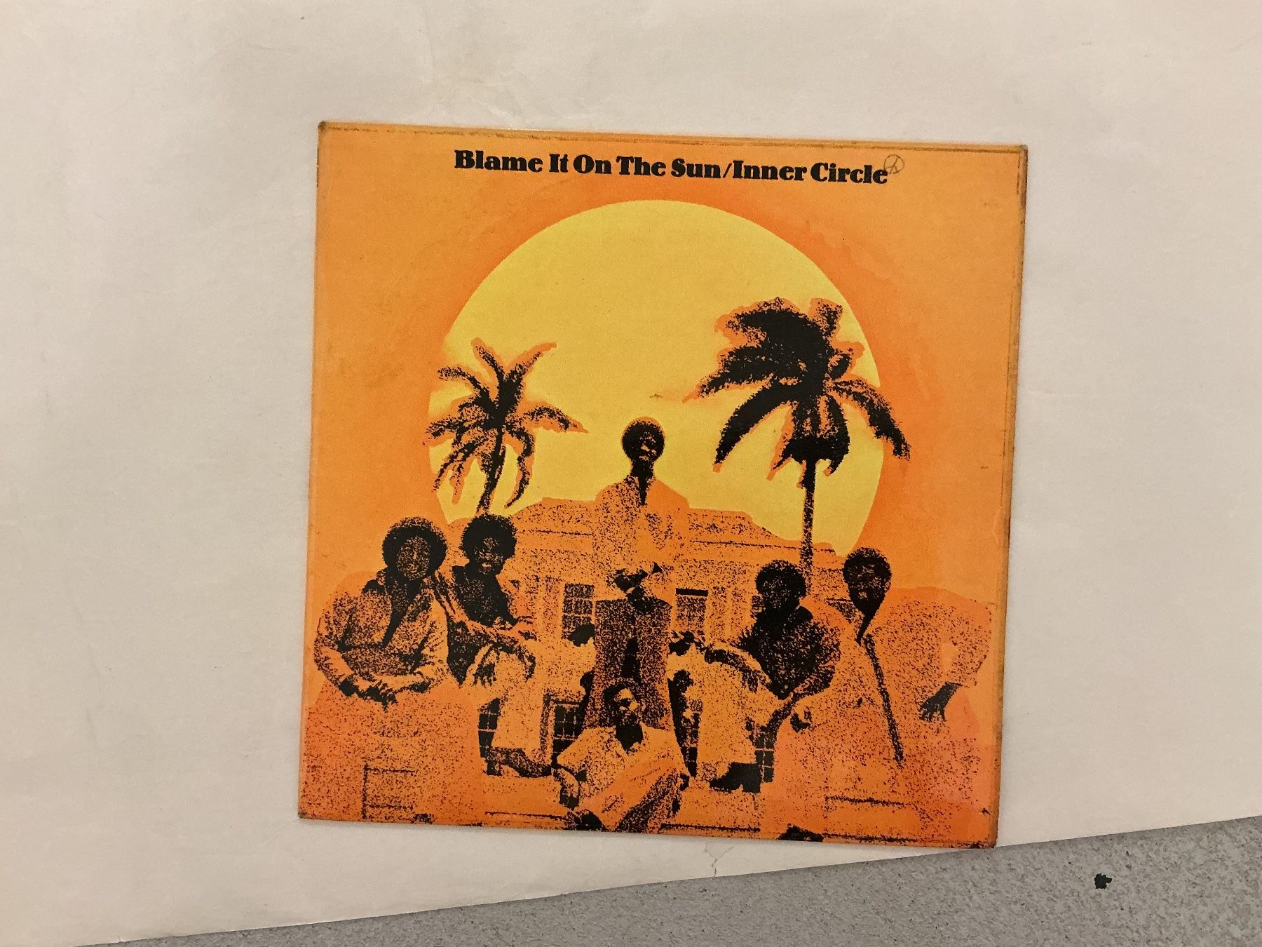 Dischi in vinile: Inner Circle LP - Blame It On The Sun – Usato da Winterthur venduto da Tumko-Vinyl