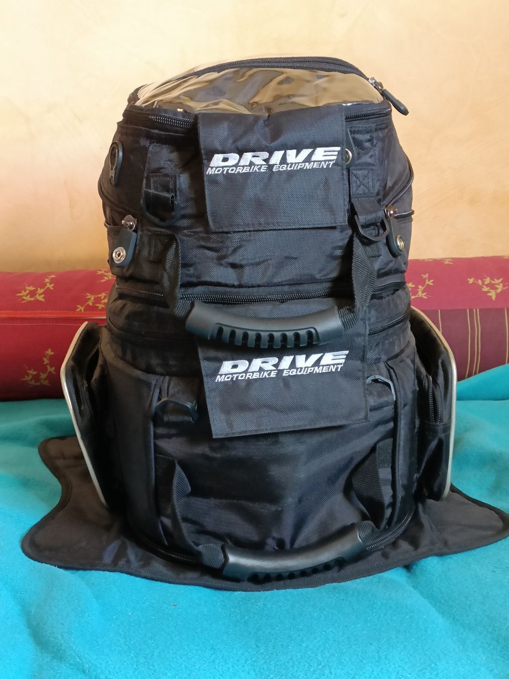 Valigie: Sac de réservoir de moto – Usato da Vernayaz venduto da pet_qh5r 1