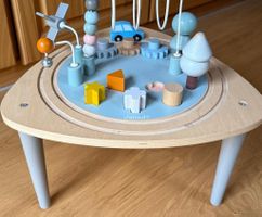 Table d'activités Janod en bois, parfait pour les petits!   