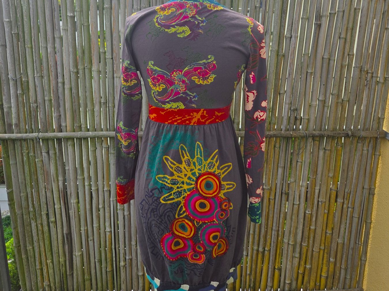 Vestiti: Farbenfrohes Tunika-Kleid – Usato da Langnau am Albis venduto da Kookysprite 2