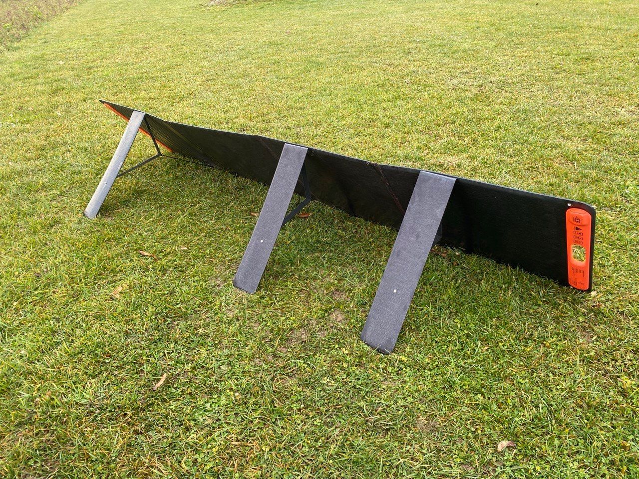 Jackery Dispositivi a energia solare: Jackery SolarSaga 200 Solar Panel – Usato da Bern venduto da gadgetfinder 2