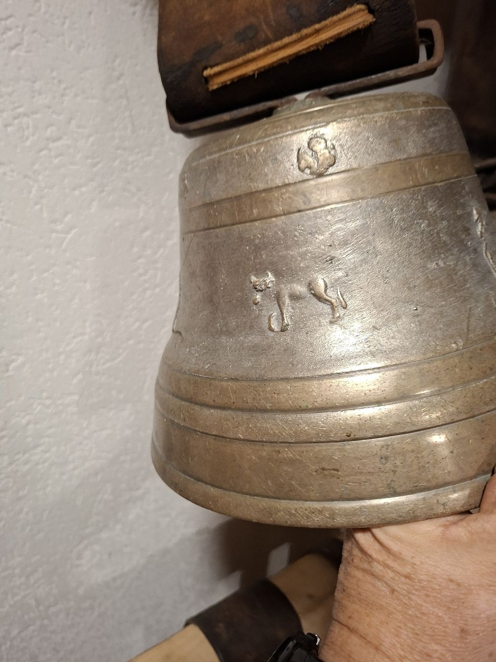 Glocken & Treicheln: Tanner Glocke – Gebraucht aus Eggiwil von Jennisweid 4