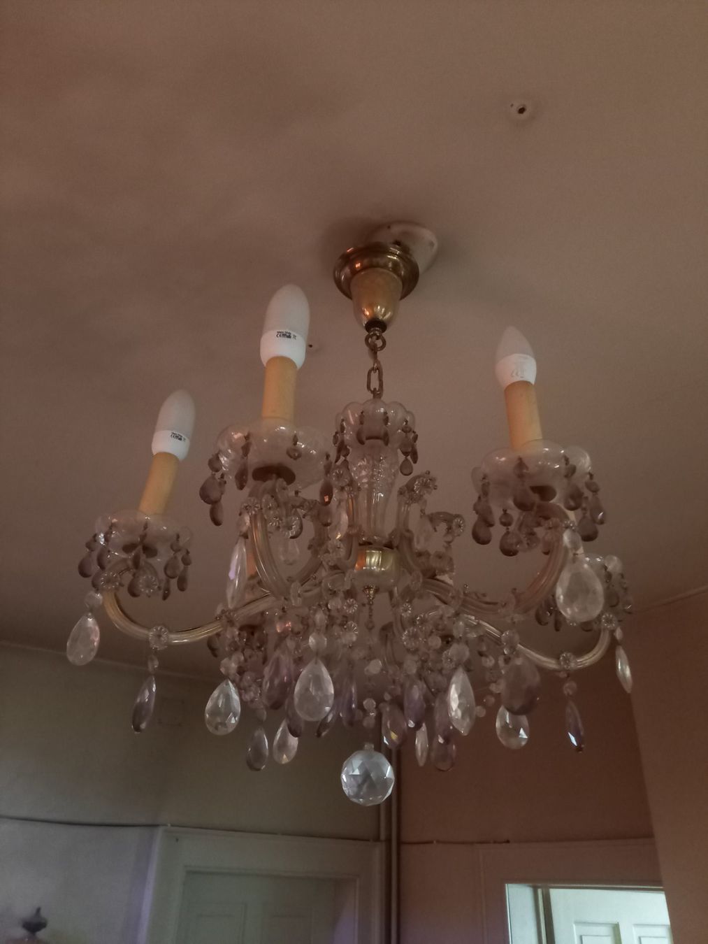 Lampadari & plafoniere: Lustre à pampilles & Bras en verre – Usato da Ponts-de-Martel venduto da Henri-Louis 1