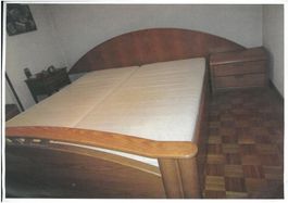 Stabiles Doppelbett 192 x 200 cm mit Kopfteil (ev. Buche)