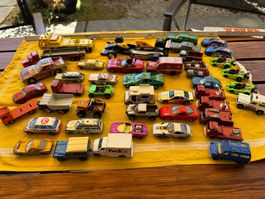 Diverse Spielzeugautos (Matchbox, Line Star, Burago uvm.)