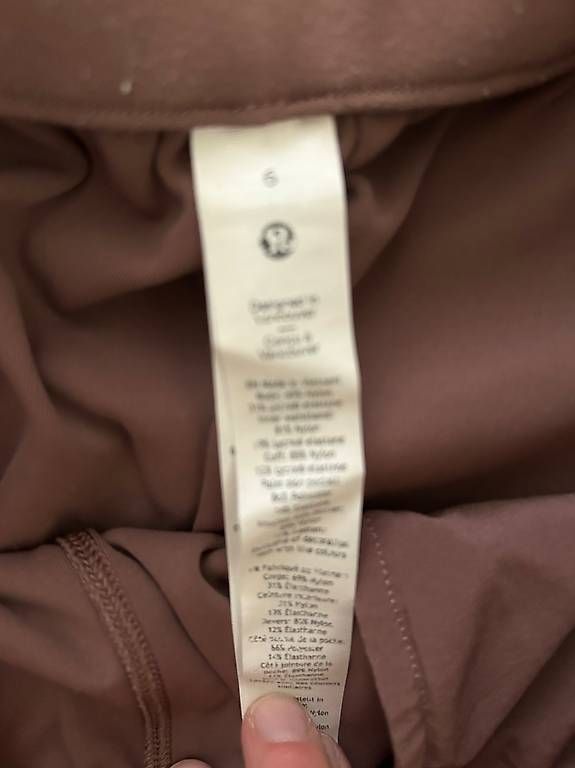 Pantaloni: Lululemon Hose Grösse 6 – Usato da Muri AG venduto da car_k6rd 2