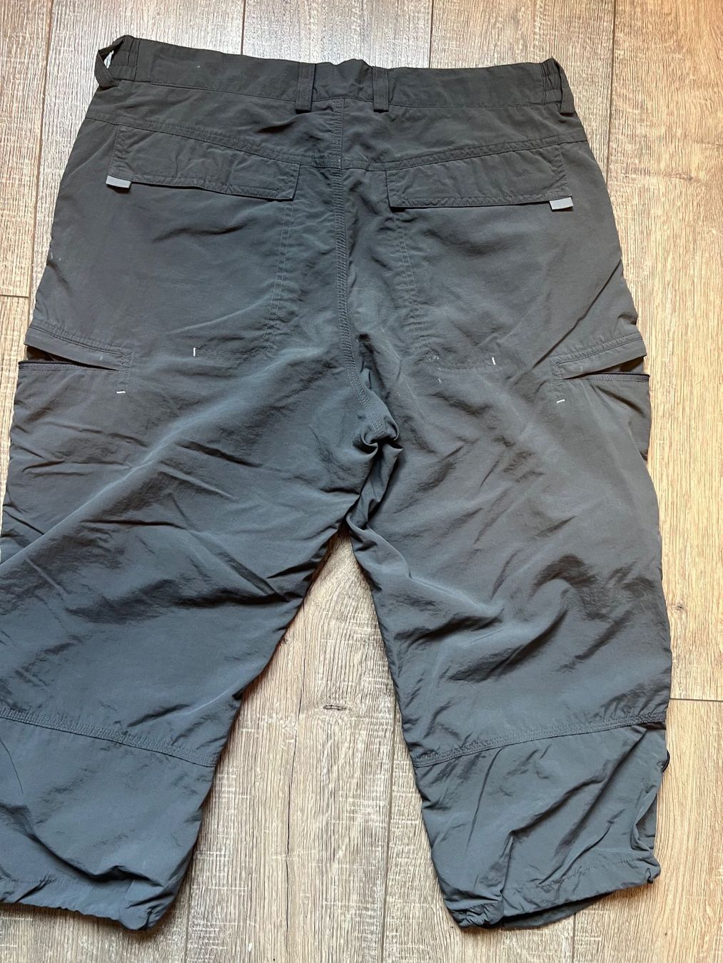 Vaude Hosen: Wanderhose Vaude, ca. Gr. 42, oder 48 Herren, grau – Gebraucht aus Unterentfelden von Mcgisi 1