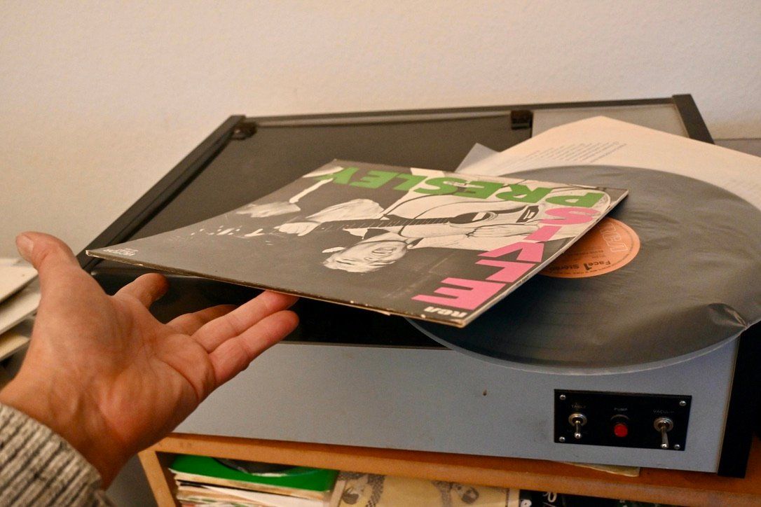 Schallplatten: Elvis SAME re-issue france  VG+/VG+ – Gebraucht aus Pfaffhausen von mono_rec 6