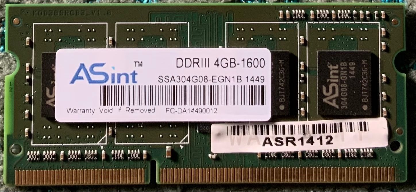 Memoria / RAM: 1 x 4GB PC3 12800S ASint Notebook Memory – Usato da Wald ZH venduto da Mysti_mountain