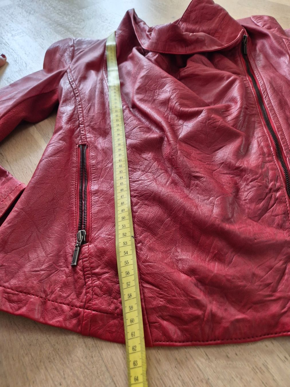 Jacken: Echte Lederjacke in Rot, Grösse 40 – Neu (gemäss Beschreibung) aus Schaffhausen von Madison74 7