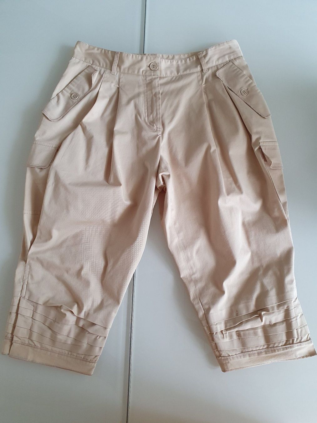 Dolce & Gabbana Pantaloni: Pantalon DOLCE & GABBANA, 40 IT – Usato da Grand-Lancy venduto da kri_qk5y