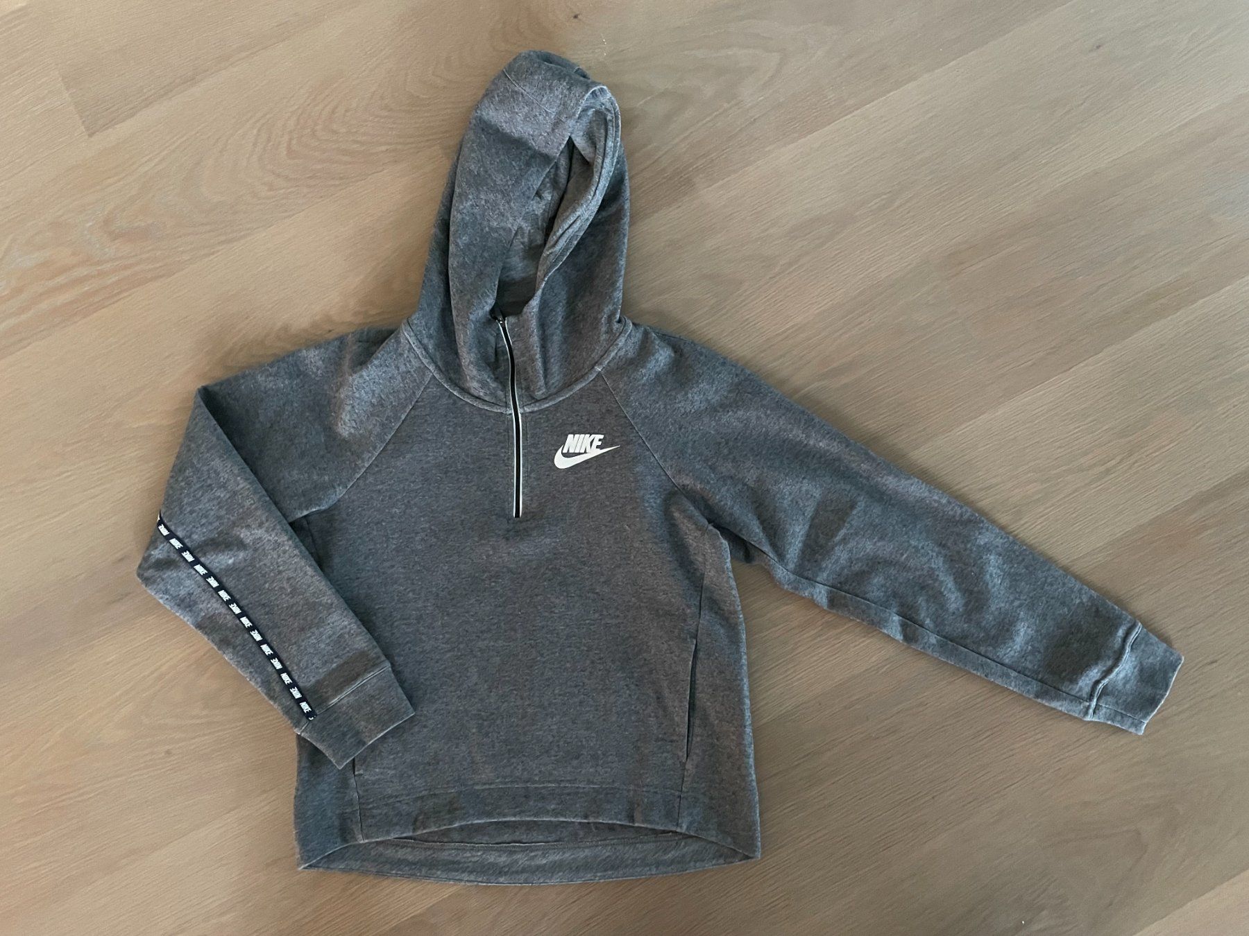 Nike Maglioni & Felpe: Nike Pullover in Gr. XS – Usato da Rüschlikon venduto da user999