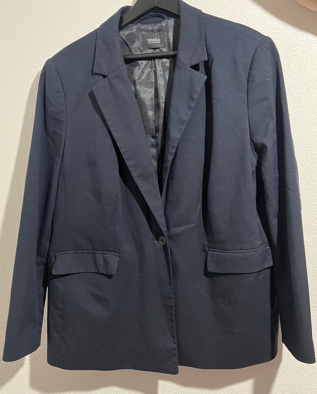 C&A Giacche: Dunkelblauer Damen Blazer Yessica Gr. 50 – Usato da Uster venduto da Av_rtw6