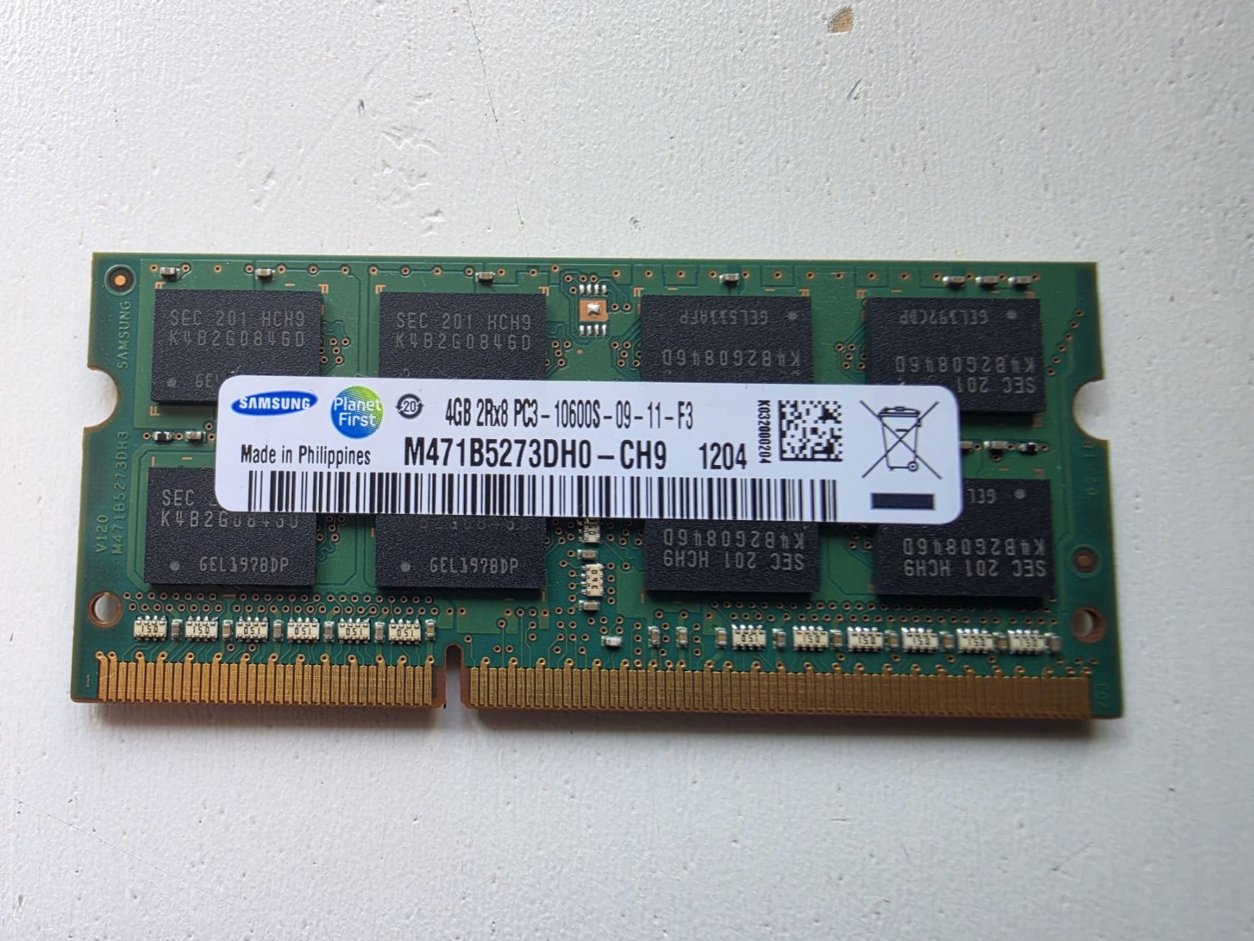 Samsung Mémoires / RAM: 4GB DDR 3 RAM Samsung Laptop – D'occasion à Feusisberg par luk_5zkg