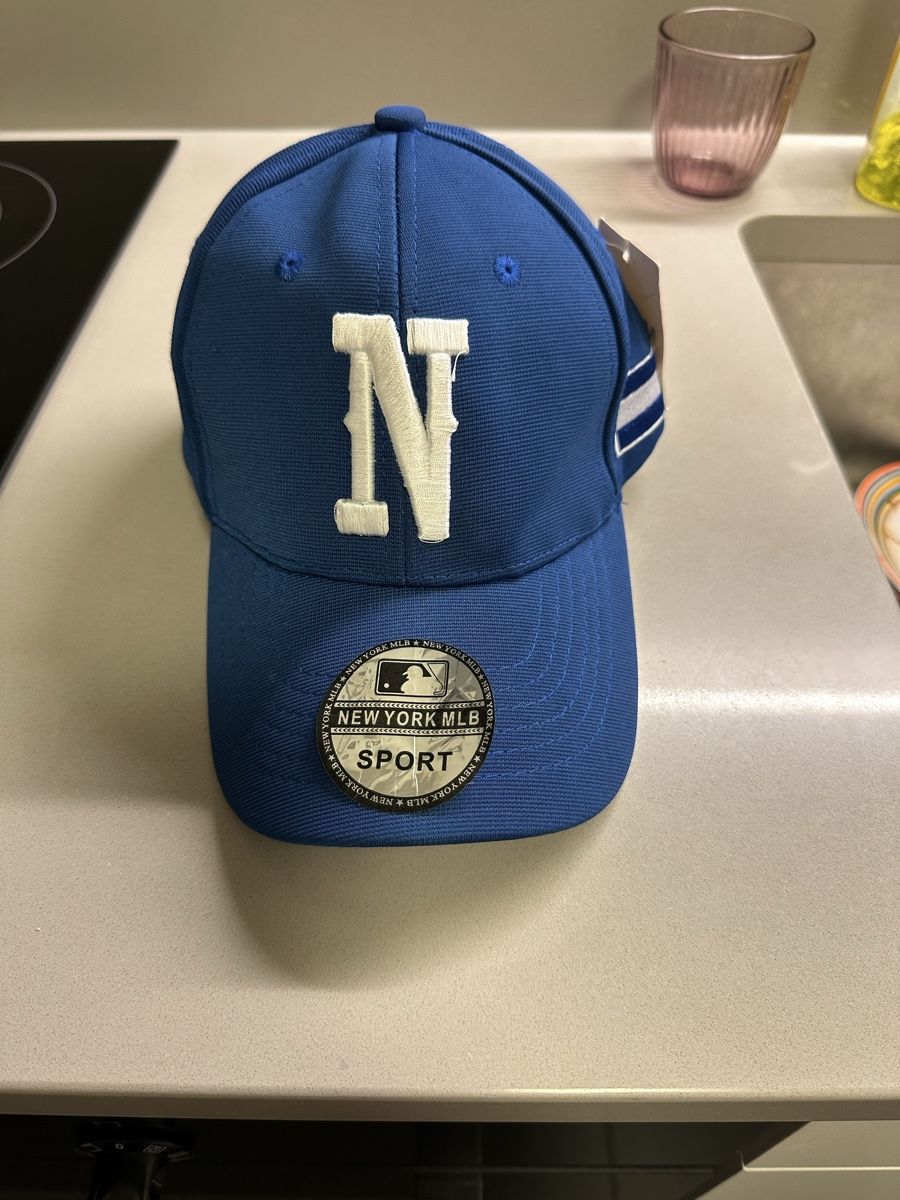 Copricapi, berretti & cappellini: MLB cap Nicaragua – Nuovo e nell'imballaggio originale da Carouge GE venduto da cytoplan