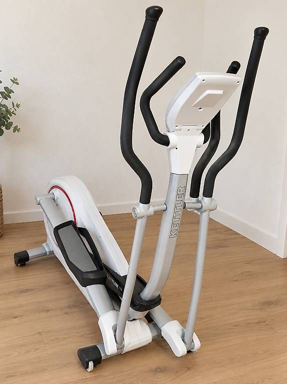 Hometrainer: KETTLER Crosstrainer – Gebraucht aus Wiedlisbach von lar_5kdx