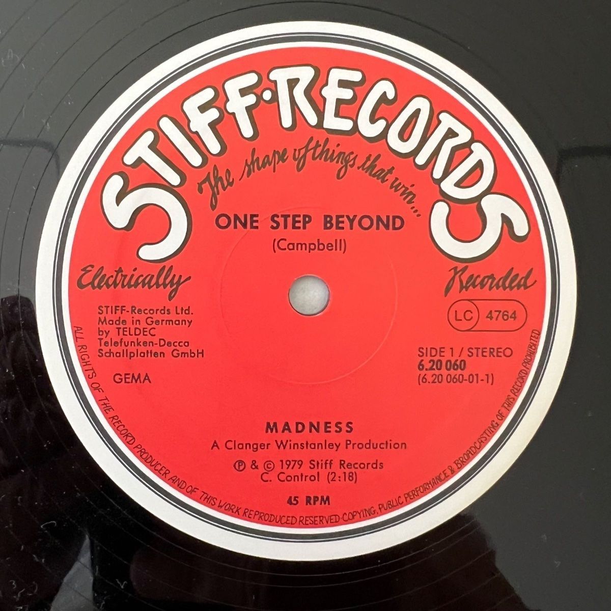 Schallplatten: Madness - One Step Beyond / 12" Maxi - 1. D-Press. 1979 – Gebraucht aus Gais von soundcave57 2