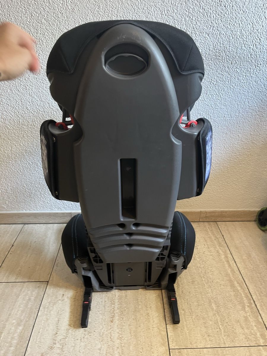 Maxi-Cosi Seggiolini per auto: Maxi Cosi Kindersitz – Usato da Winterthur venduto da janlaasner