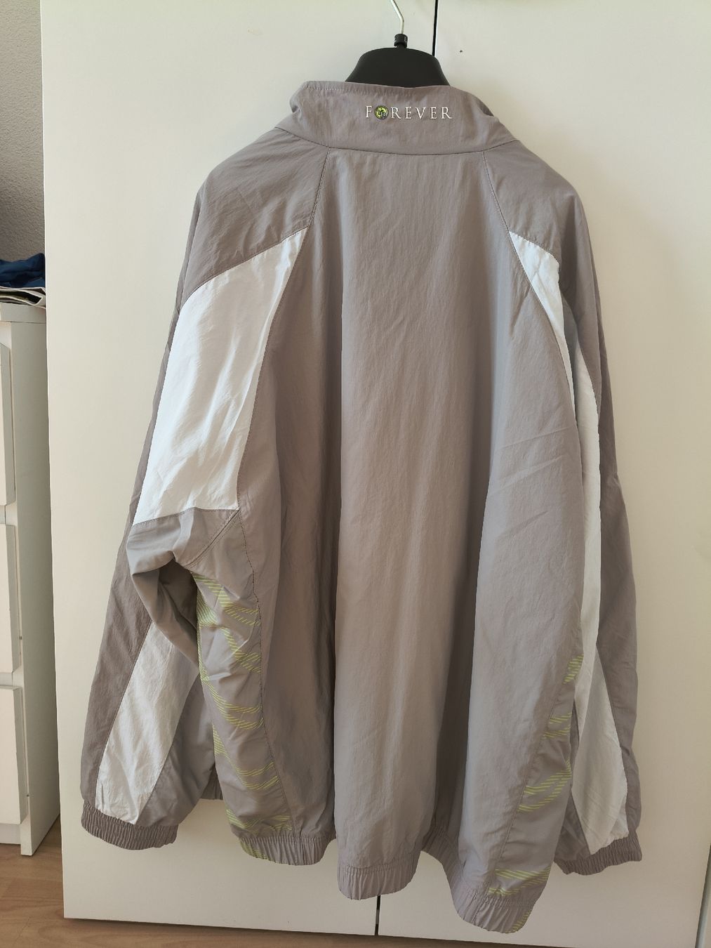 Nike Giacche: YB TN Trackjacket Gr. XL – Nuovo e nell'imballaggio originale da Köniz venduto da stunnadeniro 2