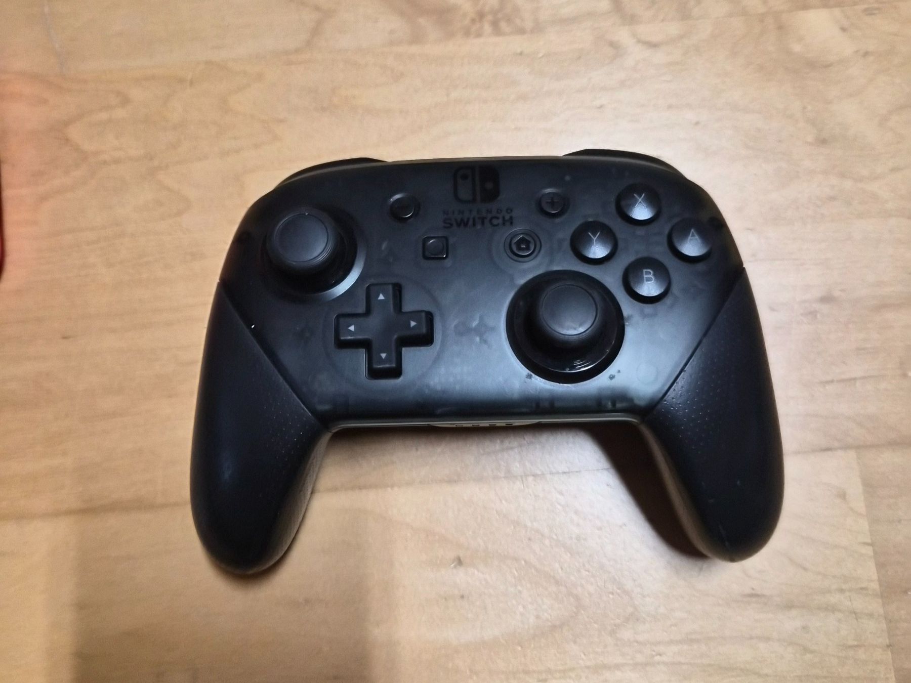 Nintendo Console: Nintendo Switch Konsole mit Pro Controller und Zubehör – Usato da Werdenberg venduto da Andri_Gantenbein 1