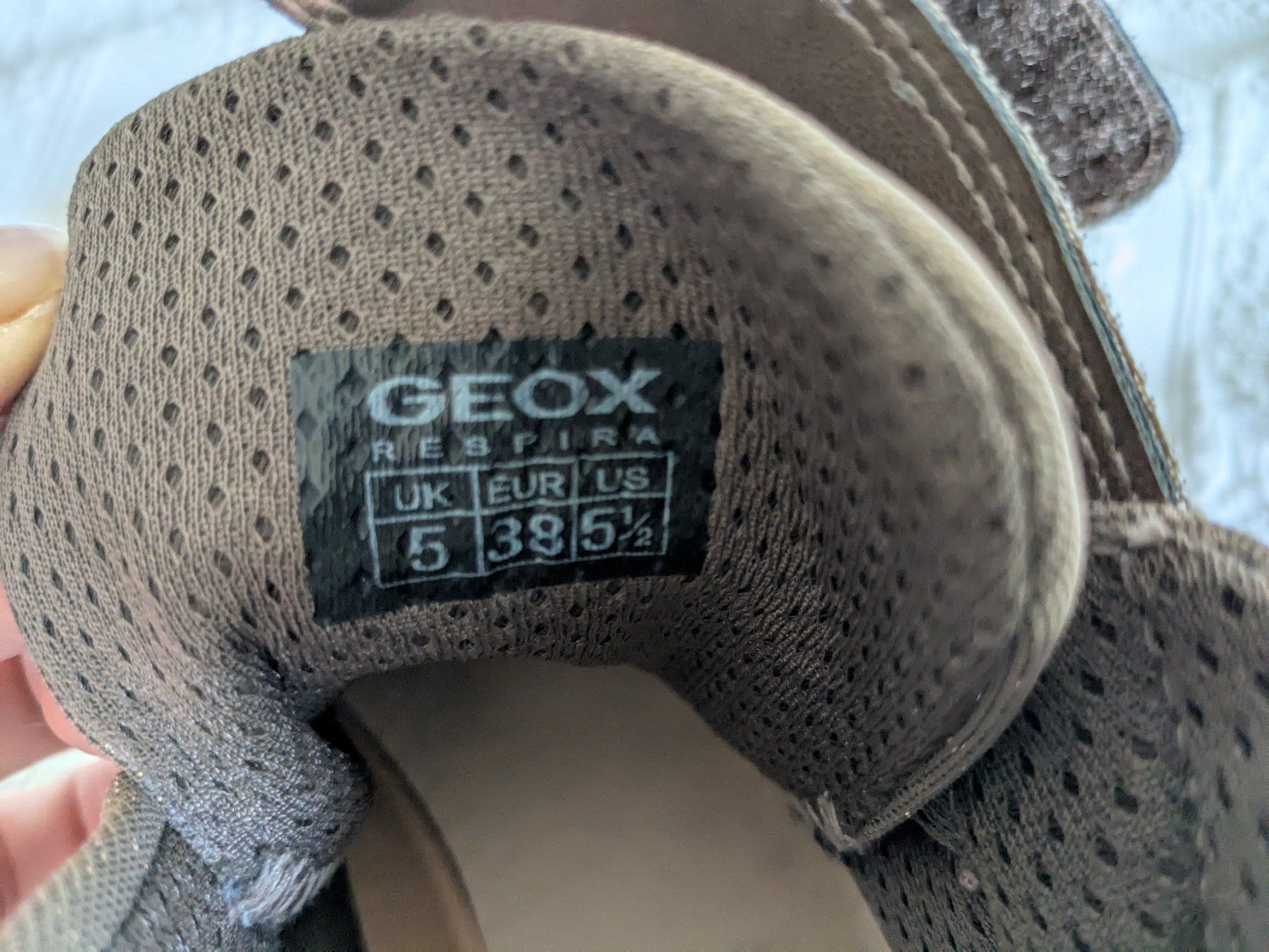Geox Scarpe per ragazze: Geox Stiefelette / Sneaker Gr. 38 – Usato da Adliswil venduto da bibuubib 7