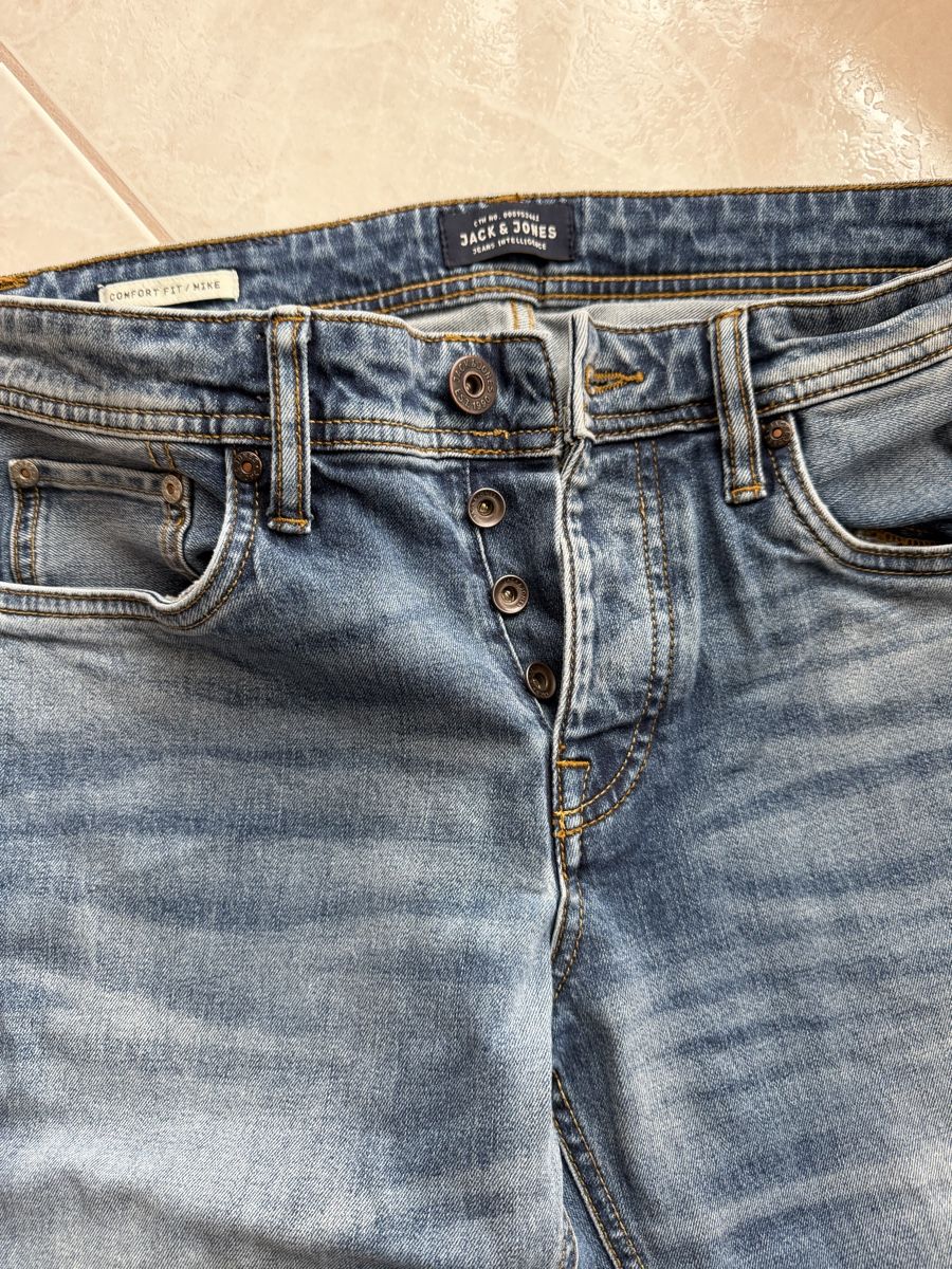 Jeans: Jeans – Gebraucht aus Wichtrach von xSelpio007