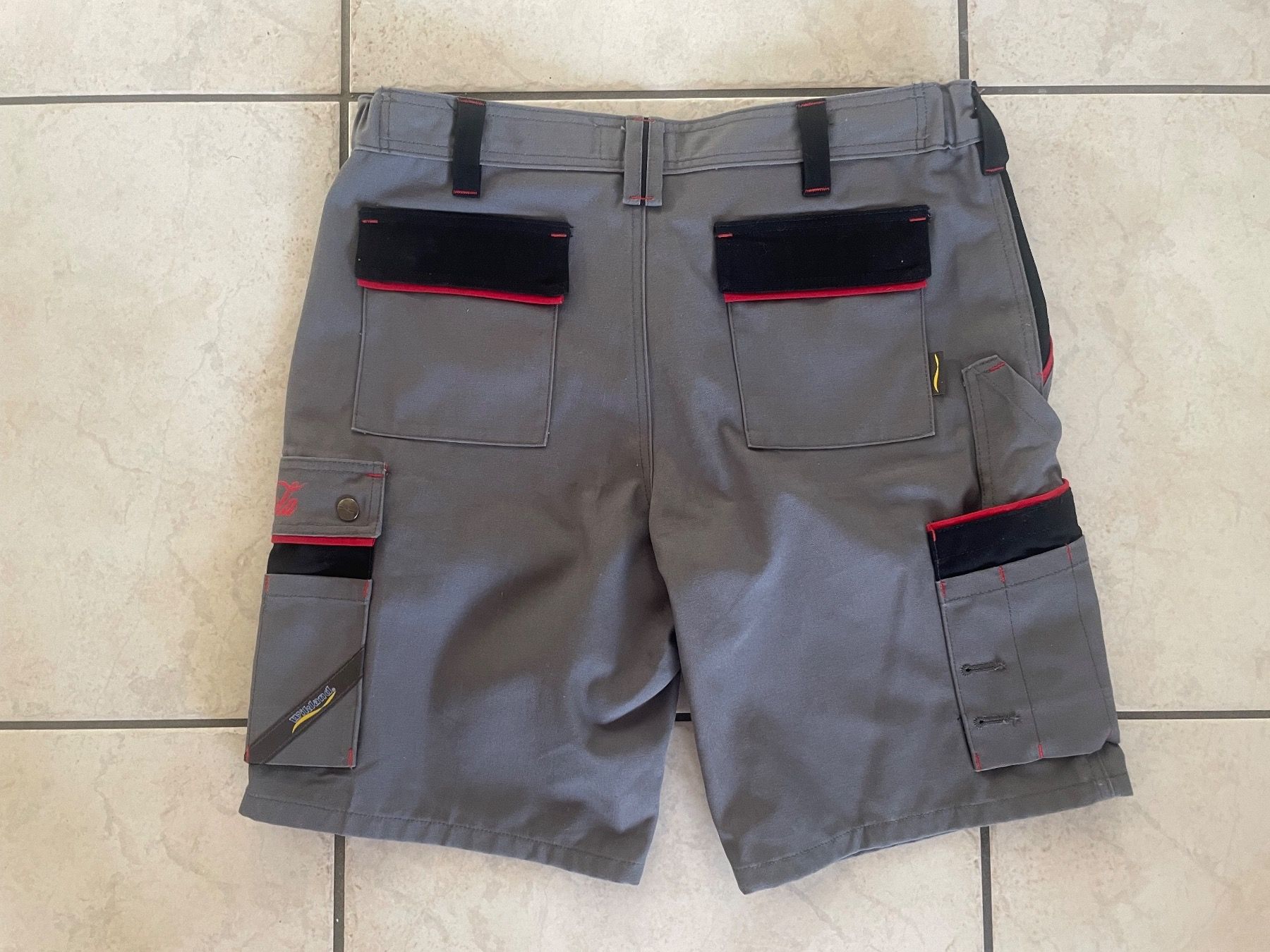 Wikland Pantaloni: Short de Travail Wikland pour Coca-Cola Taille 46 – Nuovo (secondo la descrizione) da Vallamand venduto da Bricbracbroc82 1