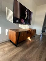TV-Möbel aus Massivholz mit Stauraum, Top Zustand!