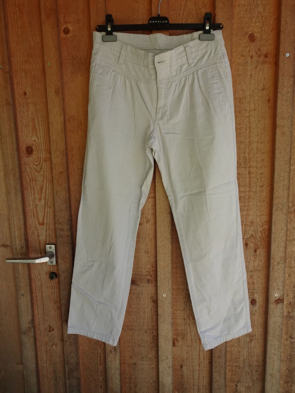 Pantaloni: Damen Sommer - Hose uni beige Gr. M - M96 – Usato da Küssnacht am Rigi venduto da Good4Deckeli
