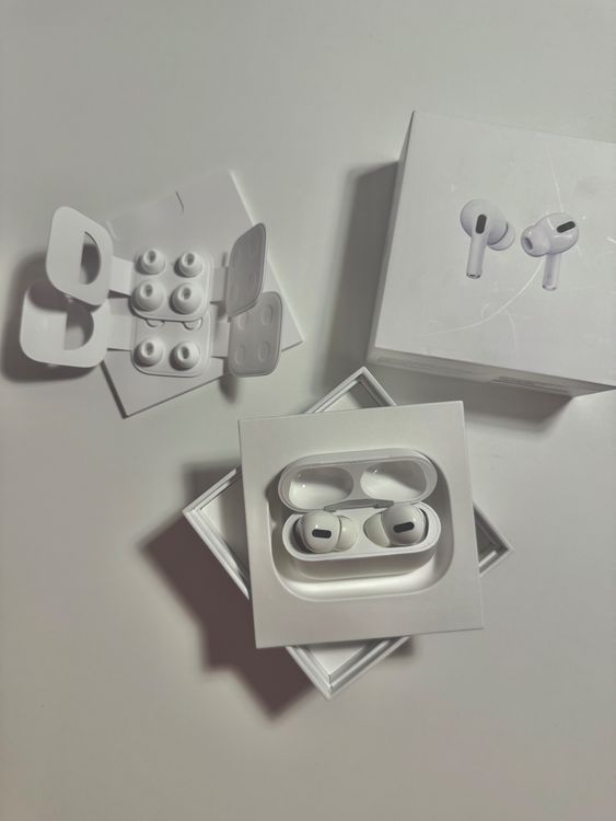 Apple Kopfhörer: Apple AirPods Pro mit kabellosem Ladecase (MagSafe) – Gebraucht aus Zürich von phildubster 2
