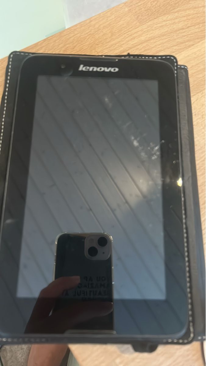 Lenovo Tablet PC: Lenovo Tablet DEFEKT – Difettoso da Fischenthal venduto da Victoria_fischenthal